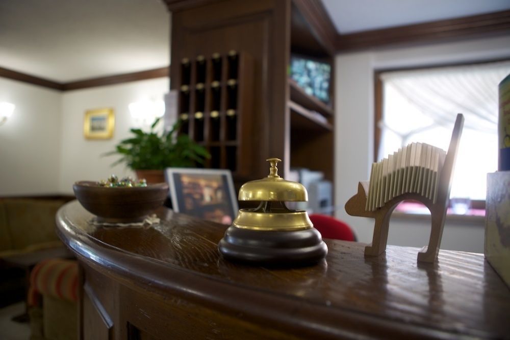 Hotel L' Aiglon Champoluc Extérieur photo